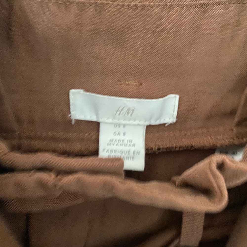 Tan Pantsuit from H&M. - Picture 4 of 8